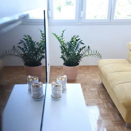 Makov Apartman